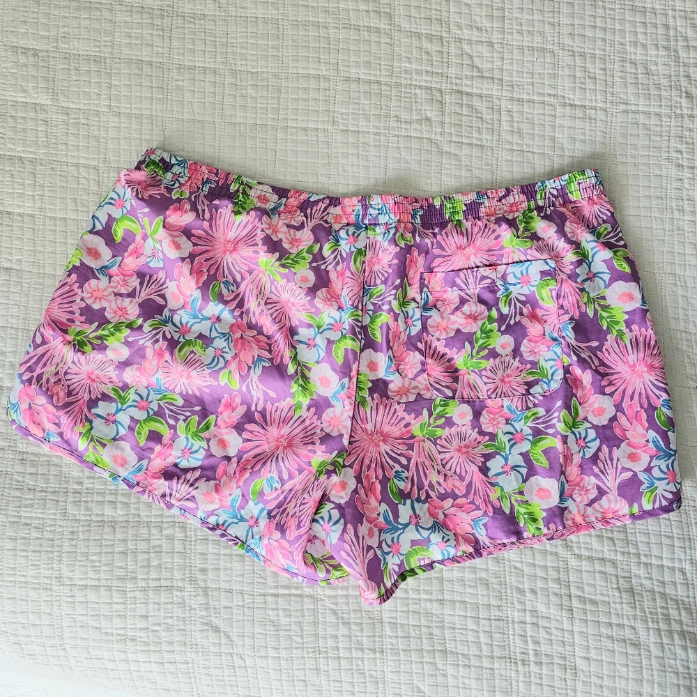 Lilly Pulitzer Ocean Trail Short XL